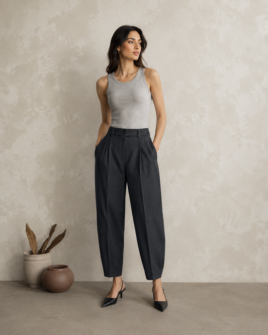 Long Pleat Carrot Pants